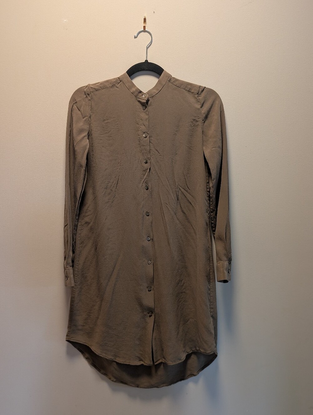 T. Babaton 100% Silk Longline Blouse Tunic | Taupe | Size Small - Picture 2 of 6